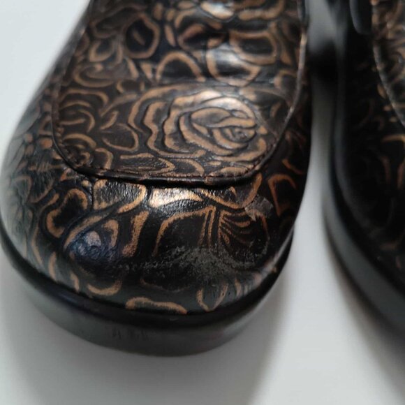 ALEGRIA 'Emma' gold/bronze and black floral embossed leather shoe size 8/Euro 38 - Picture 12 of 14